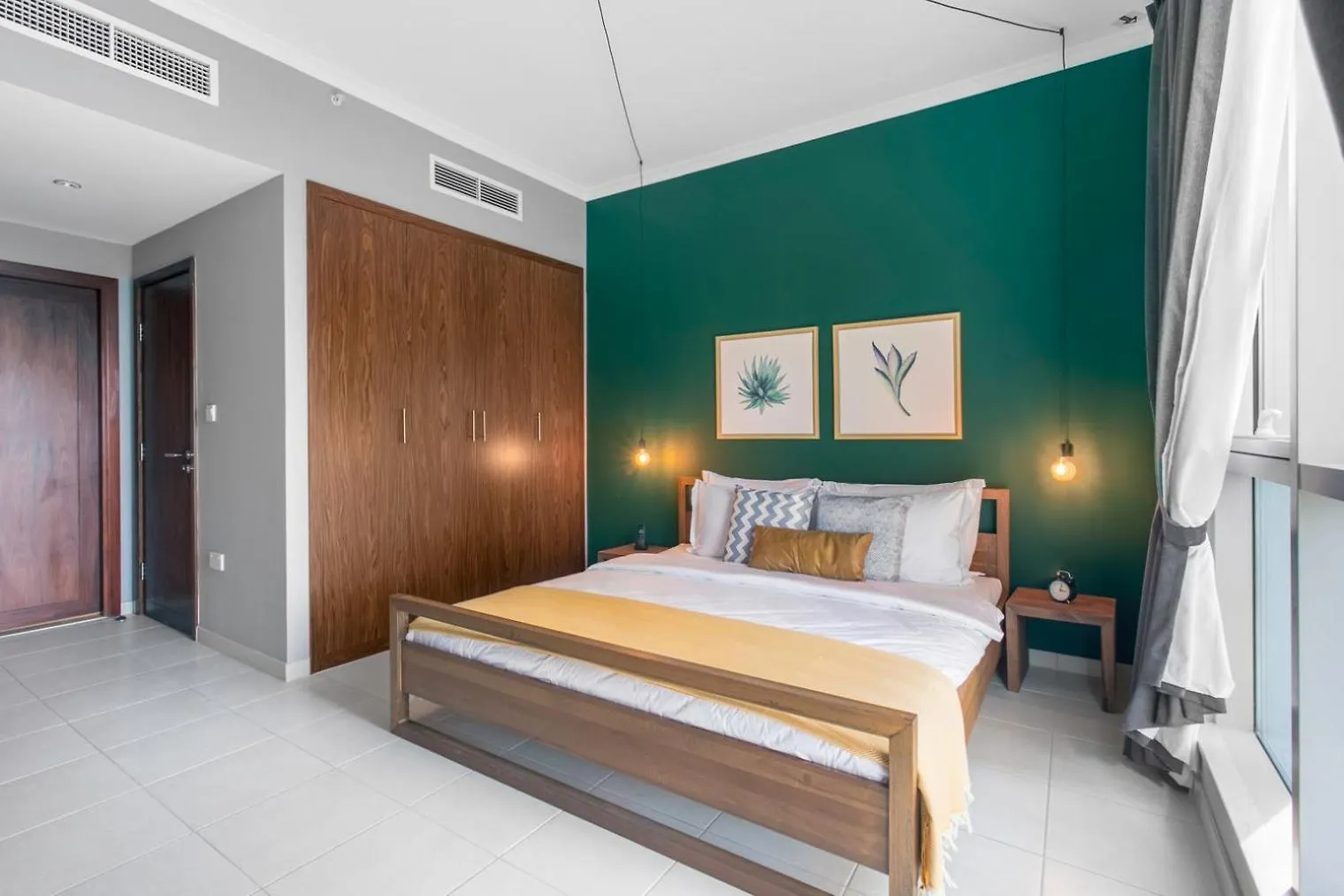 Blueground Downtown Bk View Pool Gym Dxb-289 Apartment Dubai 0*,  United Arab Emirates